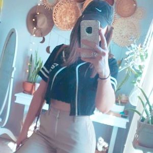 “Free w/purchase” F21 Cropped Jersey